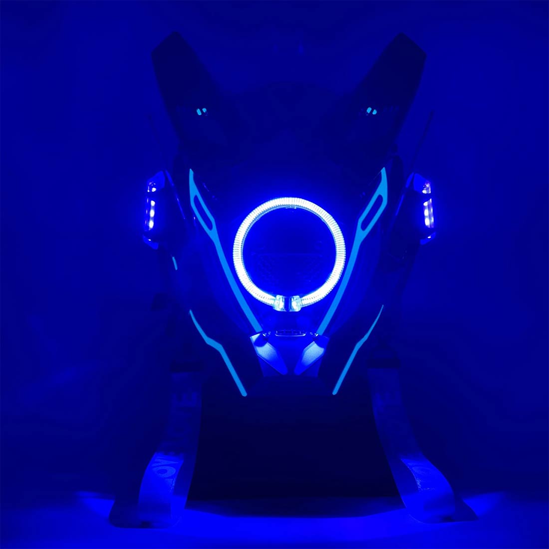 FuturFam-cyberpunk-blue-mask-tech-cosplay-prop-round-light-streamers-for-halloween-party FuturFam-cyberpunk-blue-mask-tech-cosplay-prop-round-light-streamers-for-halloween-party
